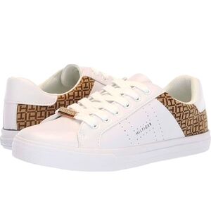 ✨NEW✨Tommy Hilfiger Lorio Sneakers